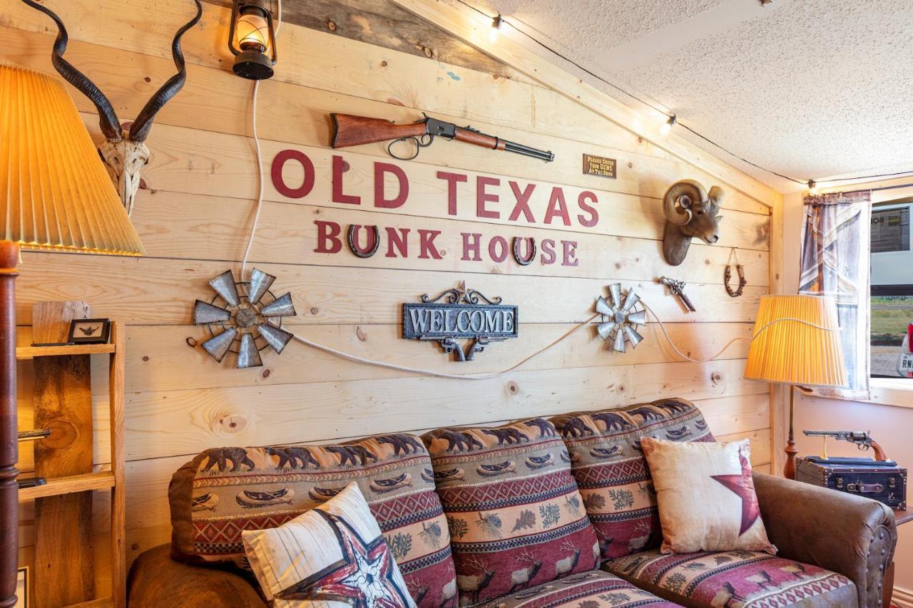 Wills Point Old Texas Bunkhouse旅舍 外观 照片
