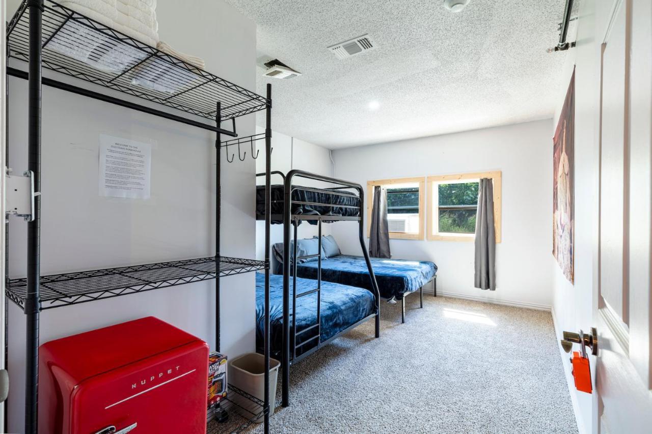 Wills Point Old Texas Bunkhouse旅舍 外观 照片